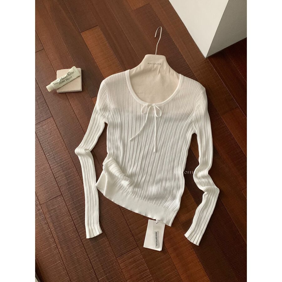 Tie Round Neck Long Sleeve Knit Top view 8