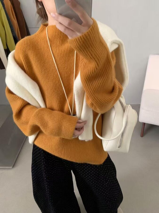 Ribbed Knit Long Sleeve Sweater