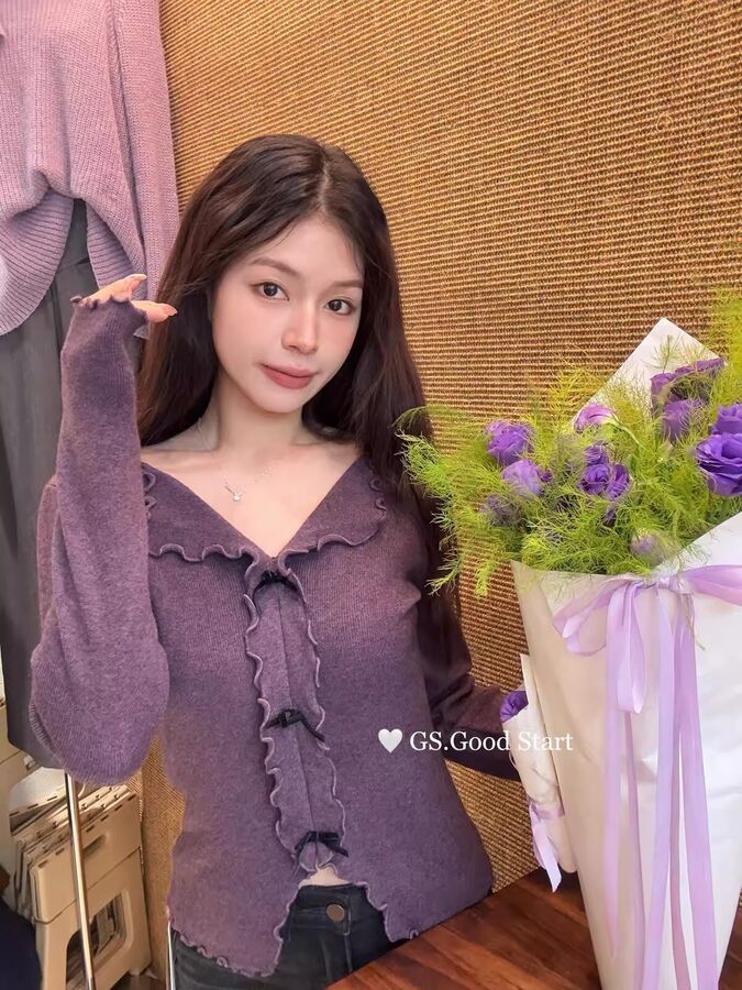 Velvet Bow V-Neck Knit Top view 4