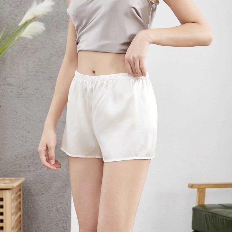 Seiden-Satin-Shorts view 4