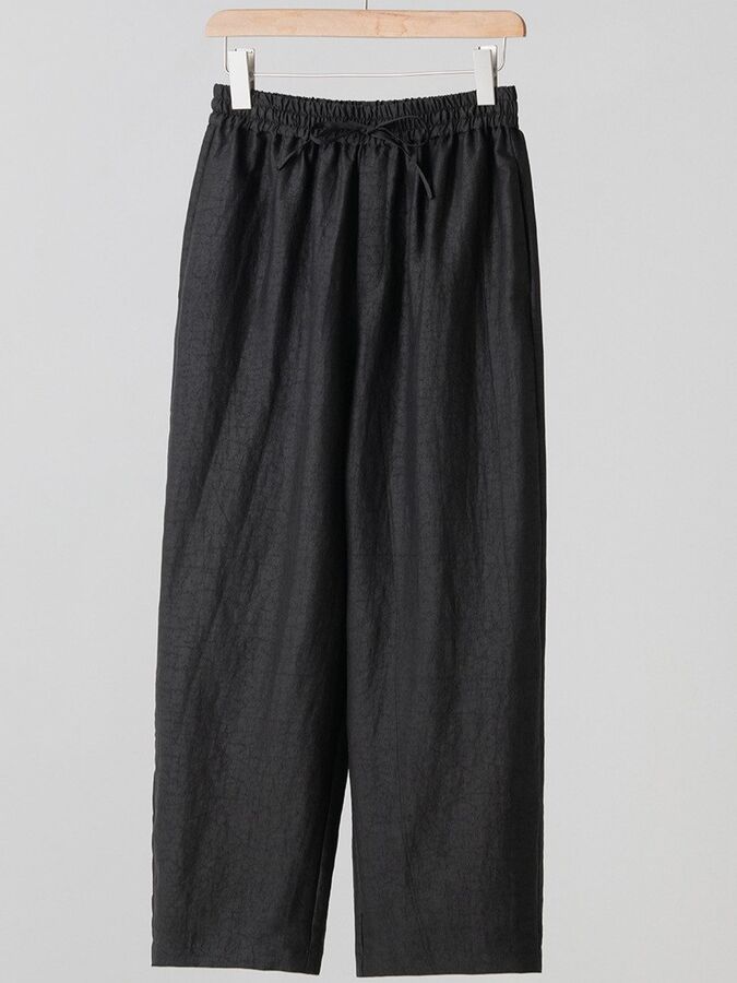 Silk Straight Leg Cropped Pants in Black