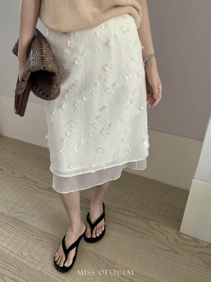Korean Floral Applique Midi Skirt view 4