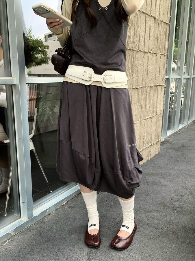 Elastic Waist Bubble Hem Skirt