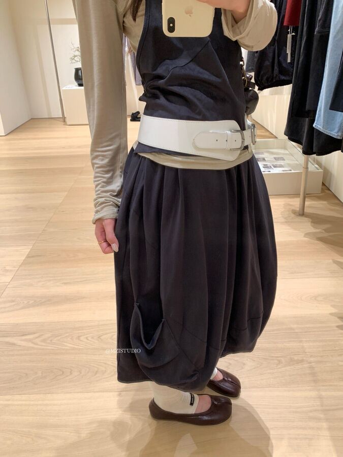 Elastic Waist Bubble Hem Skirt view 2