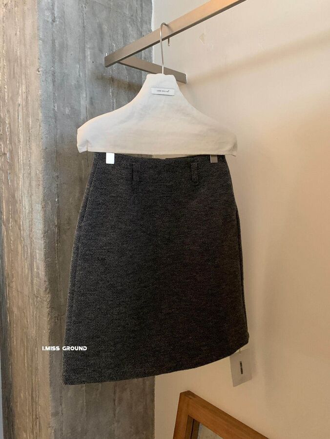 Korean Minimalist Wool A-Line Skirt view 5