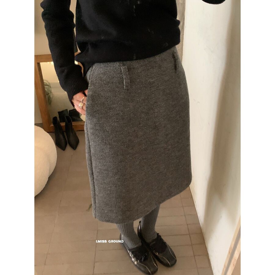 Korean Minimalist Wool A-Line Skirt view 6