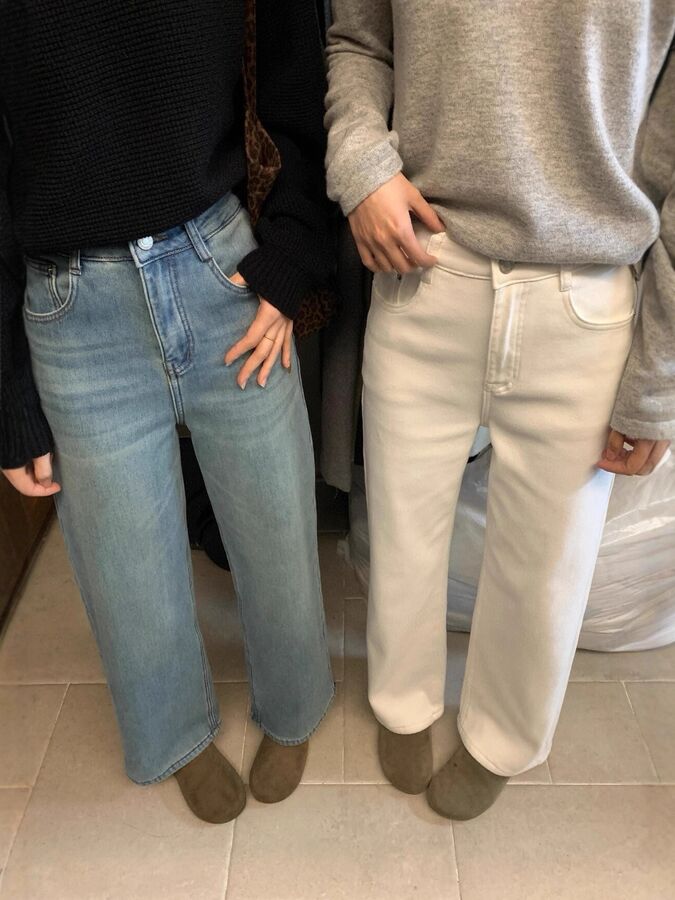 Fleece Lined Straight Jeans