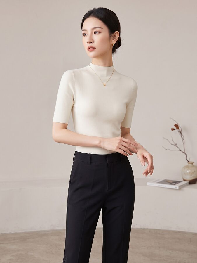 Solid Knit Short Sleeve Top view 3