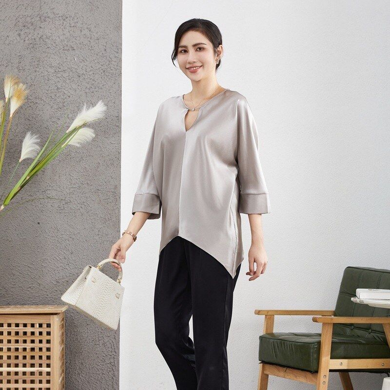 Silk satin V-neck loose shirt