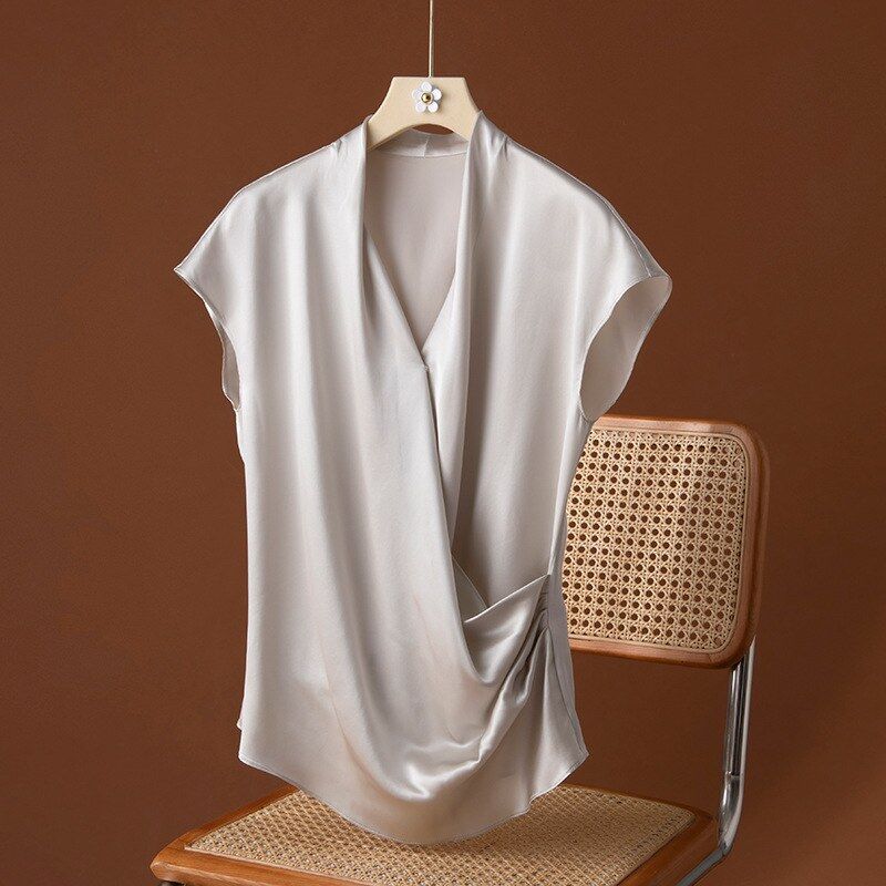 Silk V-Neck Short Sleeve Slim Top view 8
