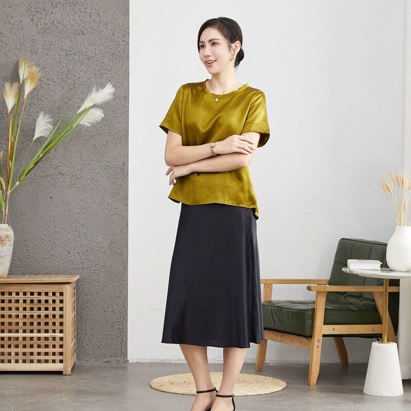 Silk short sleeve round neck top