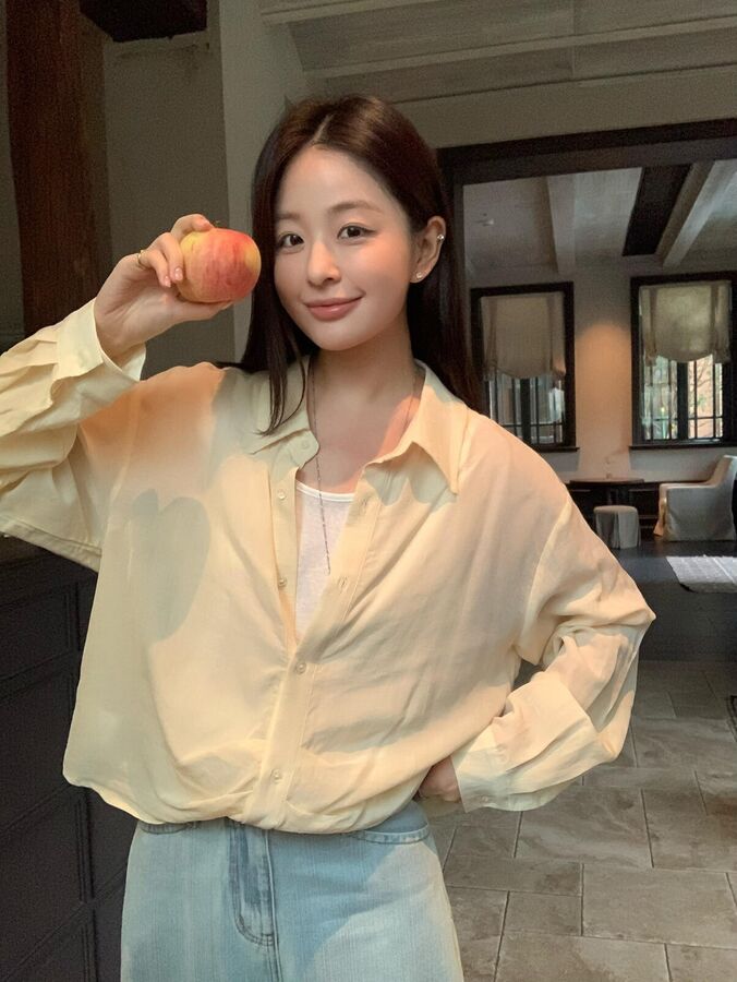 Korean collared long sleeve shirt