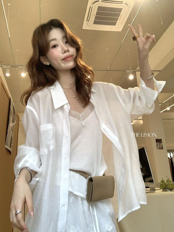 Chemise Minimaliste Ample à Manches Longues view 7