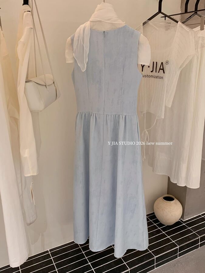Vestido colete sem mangas francês view 3