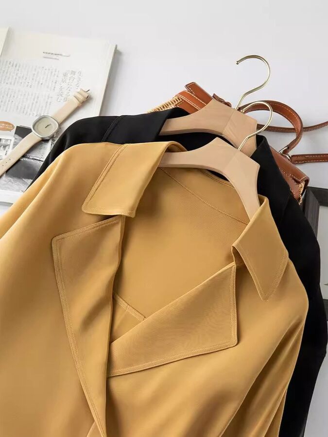 Trench Coat de Seda Manga Longa view 3