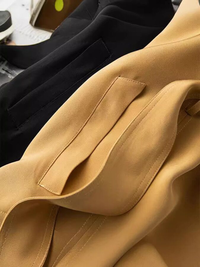 Trench Coat de Seda Manga Longa view 5