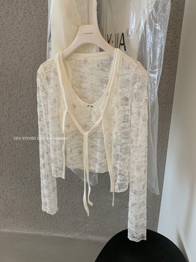 Conjunto de Cardigã e Camisola de Renda Floral view 2
