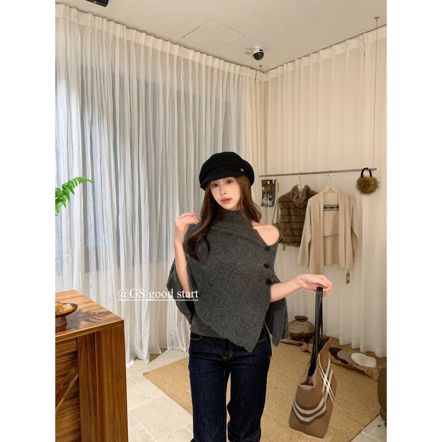 Chic Cape and Backless Knit Vest Set view 7