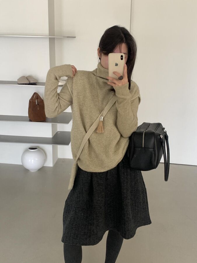 Drawstring Turtleneck Vest and Knit Top Set view 3