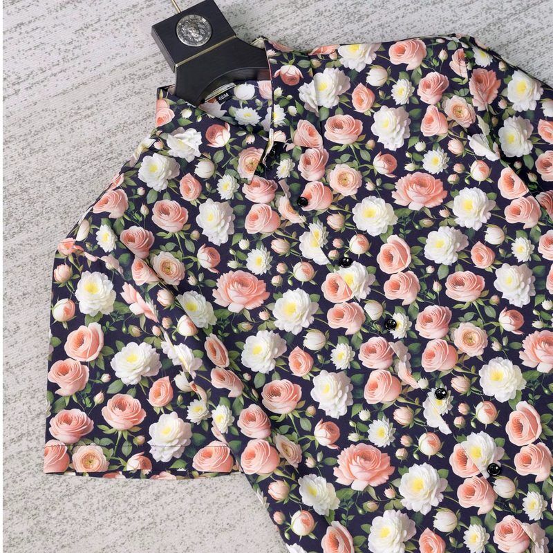 Chemise à manches courtes imprimé floral roses all-over view 2