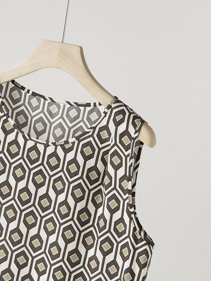Tank Top Sutra Motif Bunga Vintage Tanpa Lengan view 3