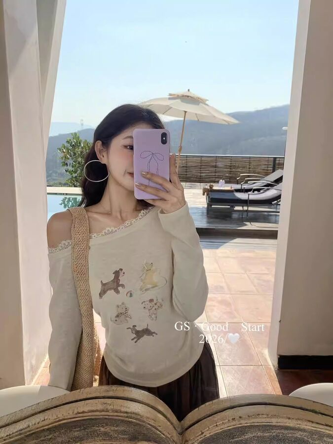 Korean print one-shoulder long sleeve top in apricot and off-white
