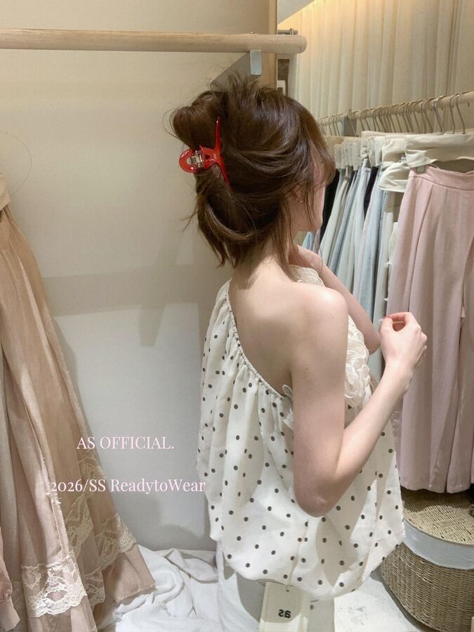 Blus Prancis Polka Dot Off Shoulder Tanpa Lengan view 5