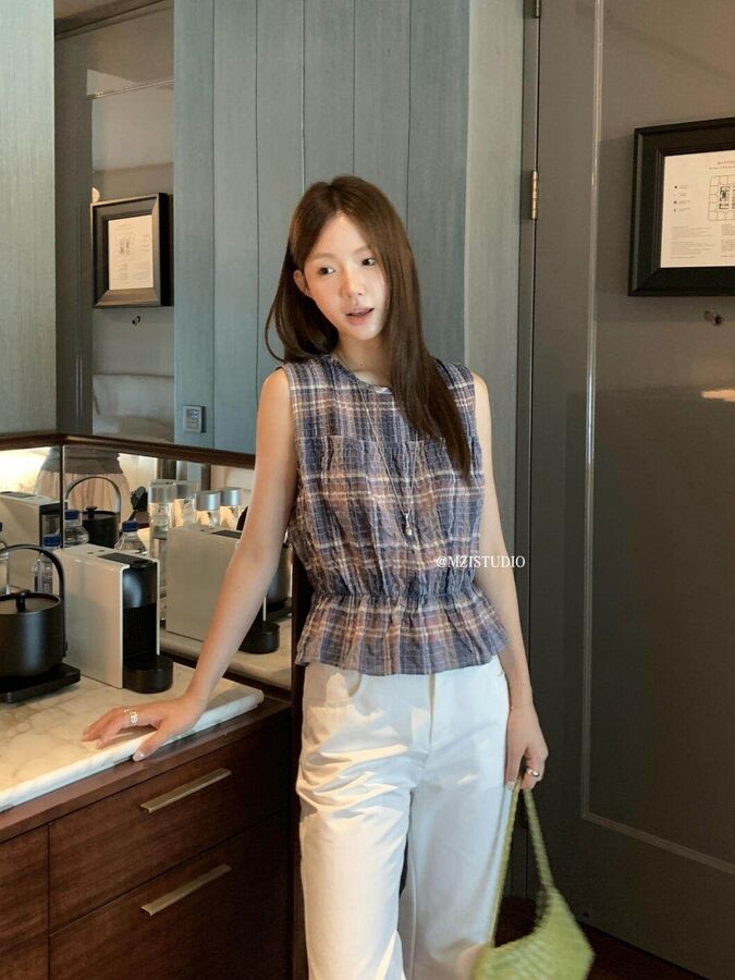 Vintage plaid sleeveless cami top