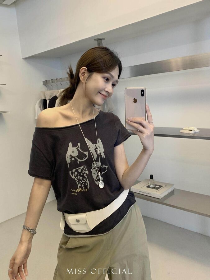T-Shirt mit Kurzarm und Cartoon-Druck view 2