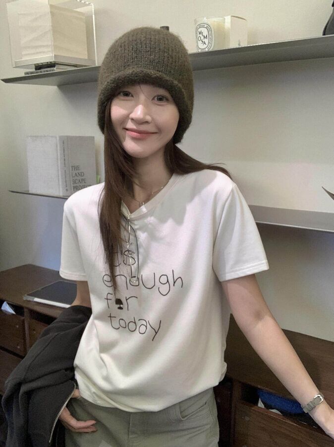 Kaos Lengan Pendek Korea Cetak Huruf view 4