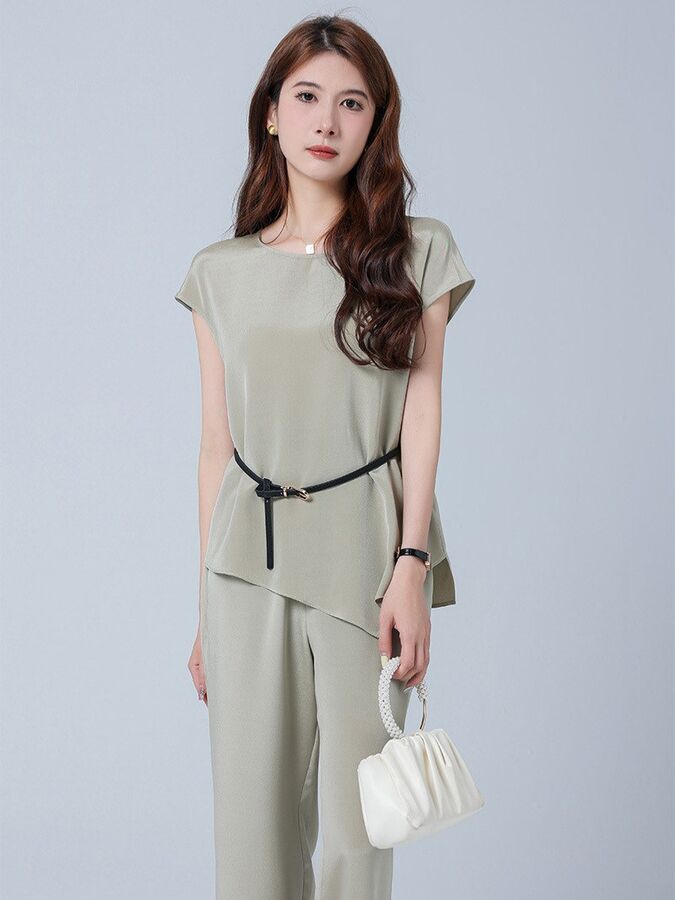 Silk Short Sleeve Top and Pants Set view 5