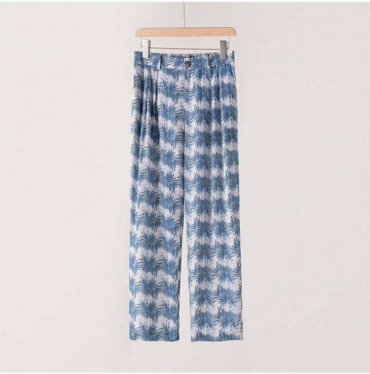 Conjunto de Camisa y Pantalones de Seda Floral view 7