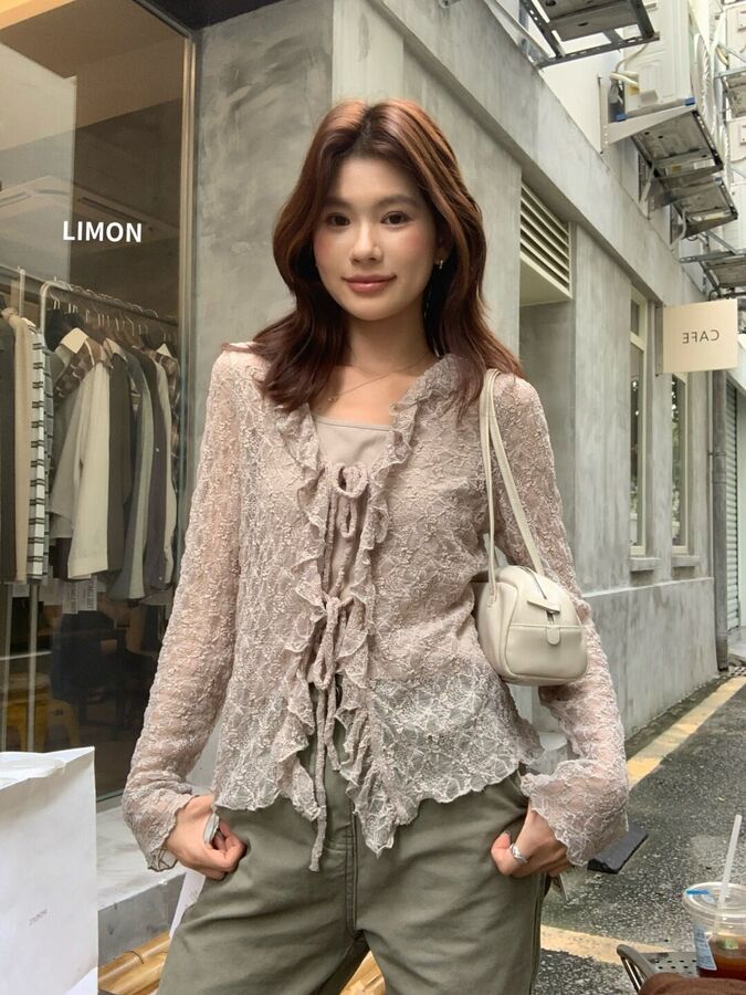 Französische Spitzen-Cardigan und Top-Set view 4